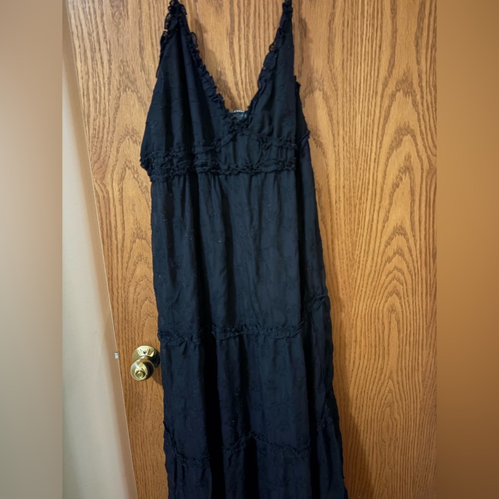 ARULA Black Maxi Dress
